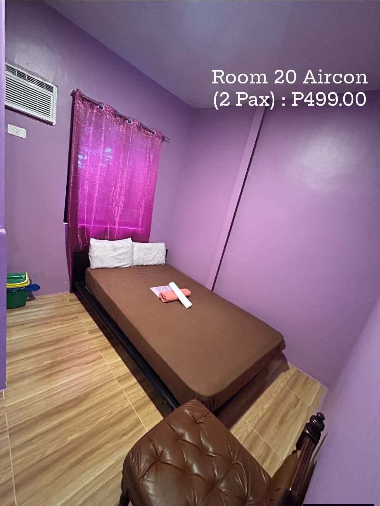 Room 20 (Air-conditioned)