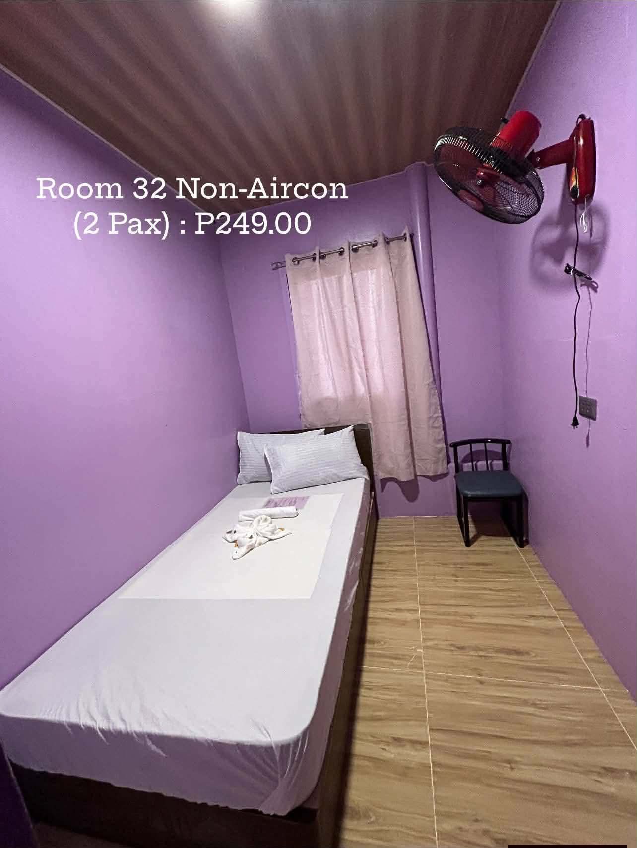 Room 32 (Non-Aircon)