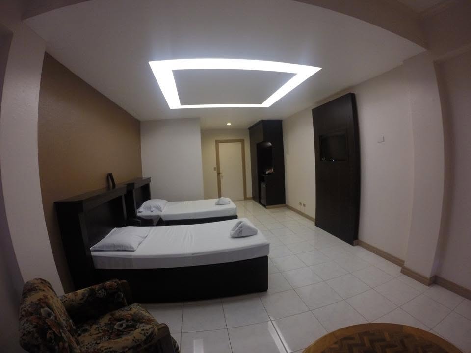 Deluxe Twin Bed