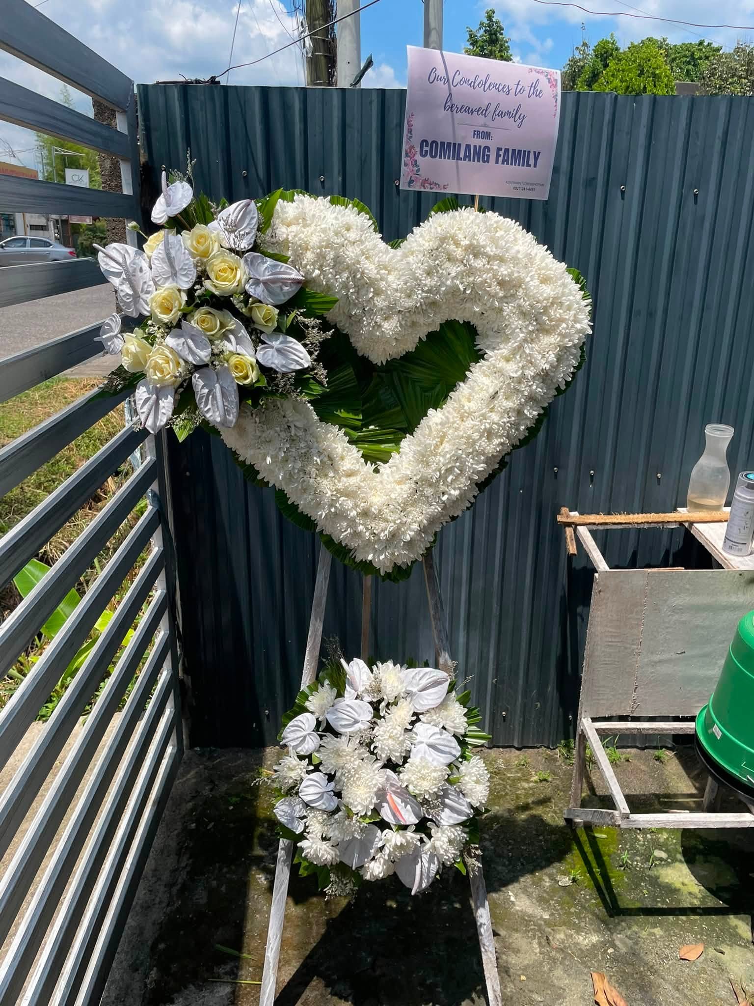 Heart  Design Funeral Arrangement